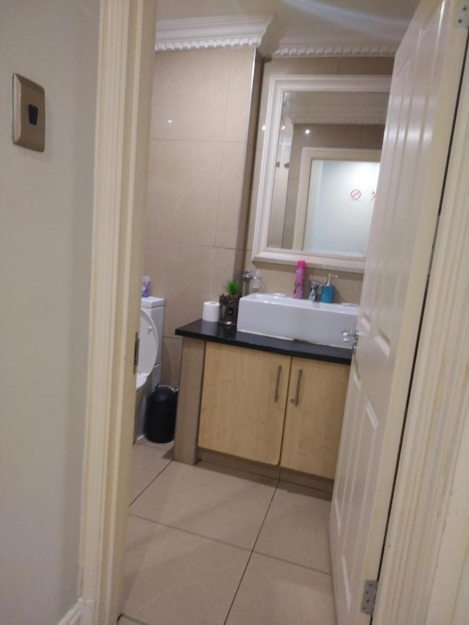 Sails Luxury 1 Bedroom Apartment